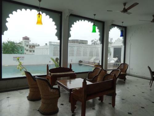 Karohi Haveli - A Heritage Hotel