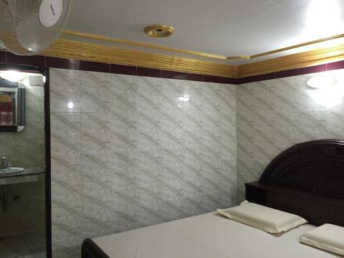 Hostal Shanti Guest House Manikarnika Ghat
