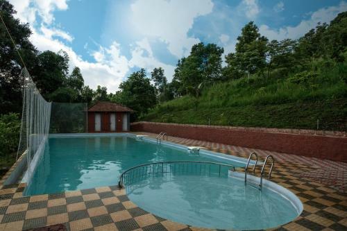 Hotel Crescent Residency