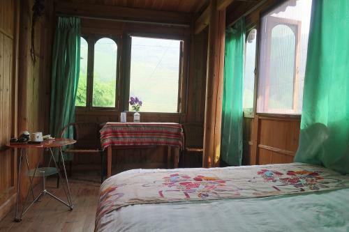 Hostal Longji Terrace Wood House