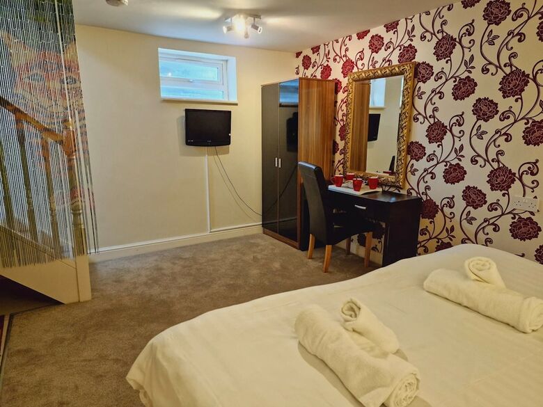 Wentworth House Hotel
