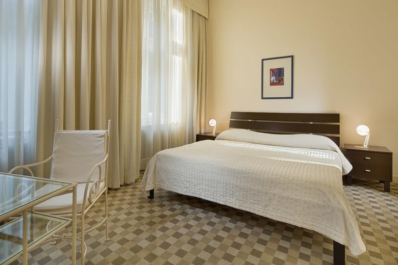 Hotel Mamaison Residence Izabella Budapest