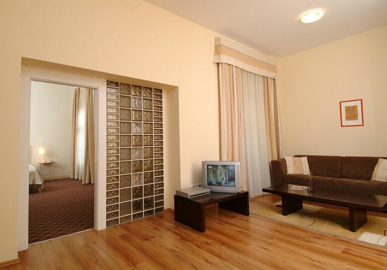 Hotel Mamaison Residence Izabella Budapest