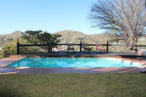Hostal Hilltop Guest House