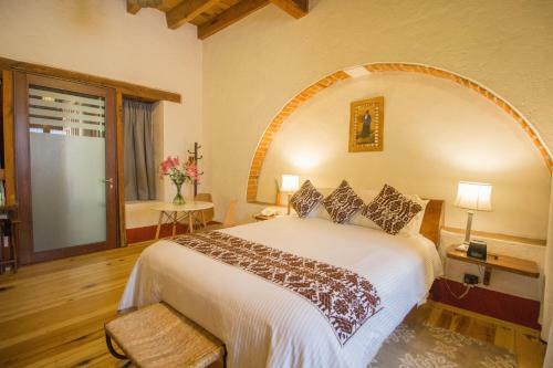 Hotel Mes�n De Leyendas Downtown & Garden