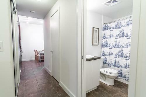 Apartamento Aoc Suites - Two Bedroom Condo - City/cn Tower View
