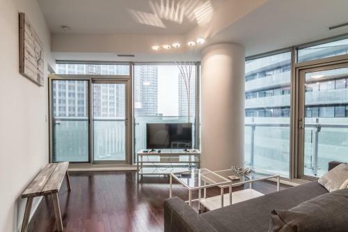 Apartamento Aoc Suites - Two Bedroom Condo - City/cn Tower View