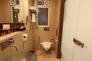Hotel Oyo Premium Andheri East Seepz