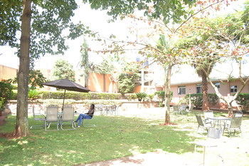 Executive Airport Hotel