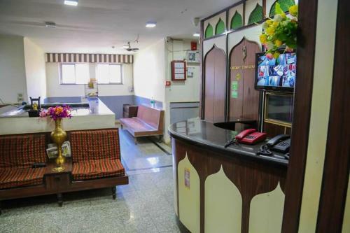 Hostal Hotel Happy Home