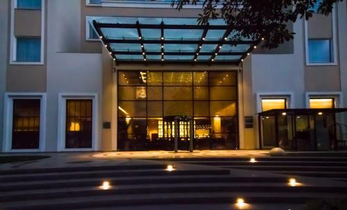 Hotel Lemon Tree Premier City Centre, Gurgaon