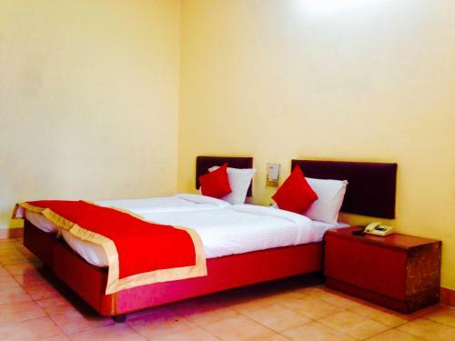 Lodge Hotel Ranjit Residency