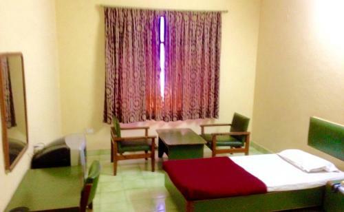 Lodge Hotel Ranjit Residency