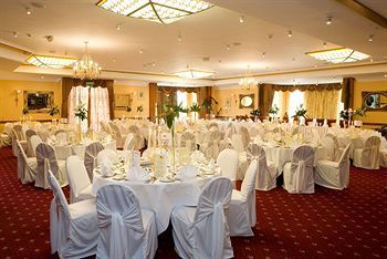 The Waterside Hotel