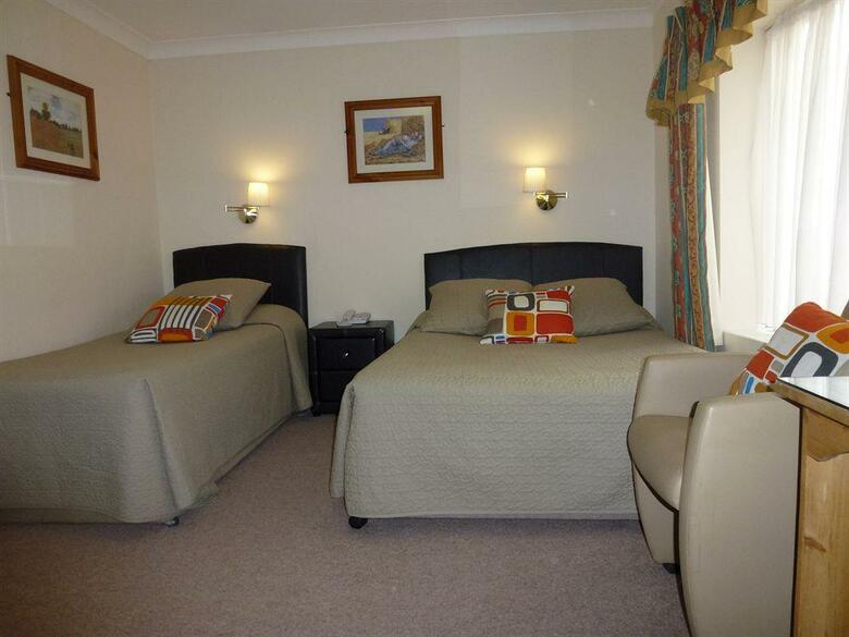 Hotel Egans House