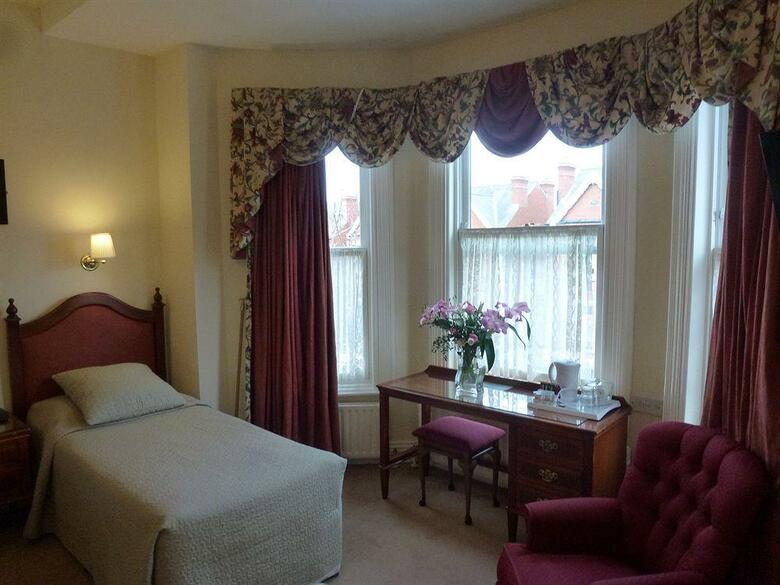 Hotel Egans House