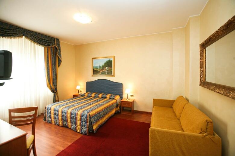 Cristallo Hotel