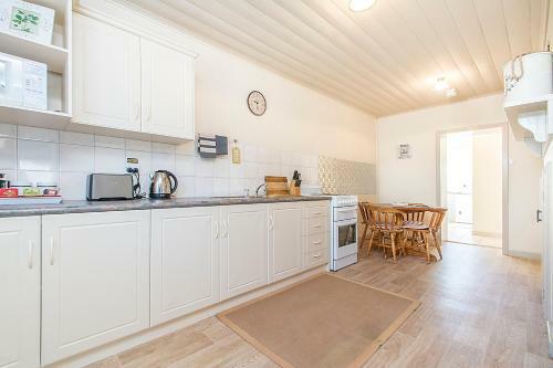 Villa Stoneleigh Cottage Bed And Breakfast