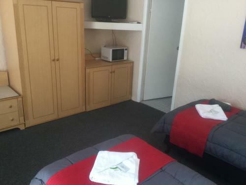 Village Motor Inn
