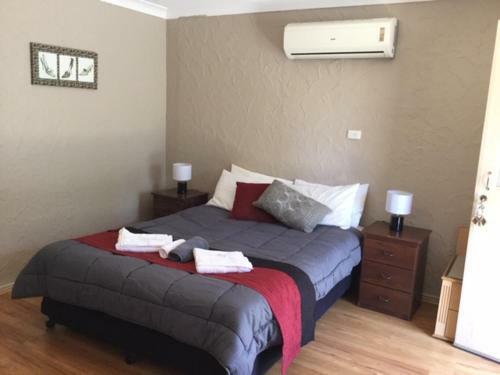 Village Motor Inn