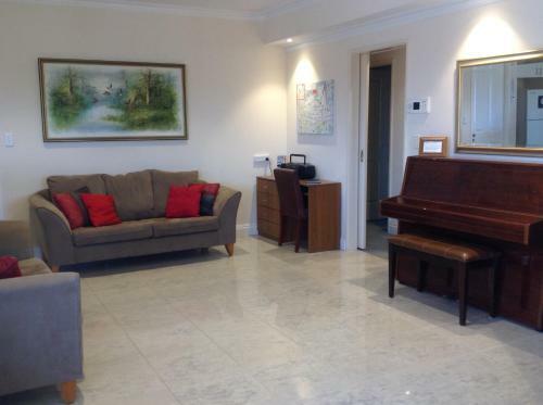 Apartamentos Alfred Cove Short Stay