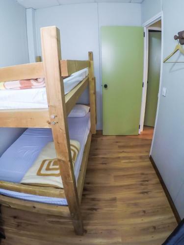 Centro De Ocio Al�a Bungalows Camping Rafting Benamej�