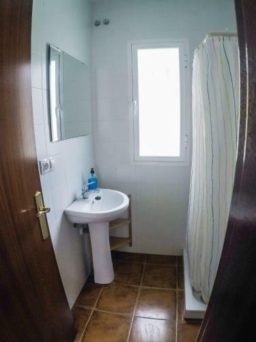 Centro De Ocio Al�a Bungalows Camping Rafting Benamej�