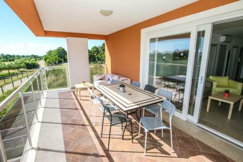 Apartment In Funtana With Three-bedrooms 1