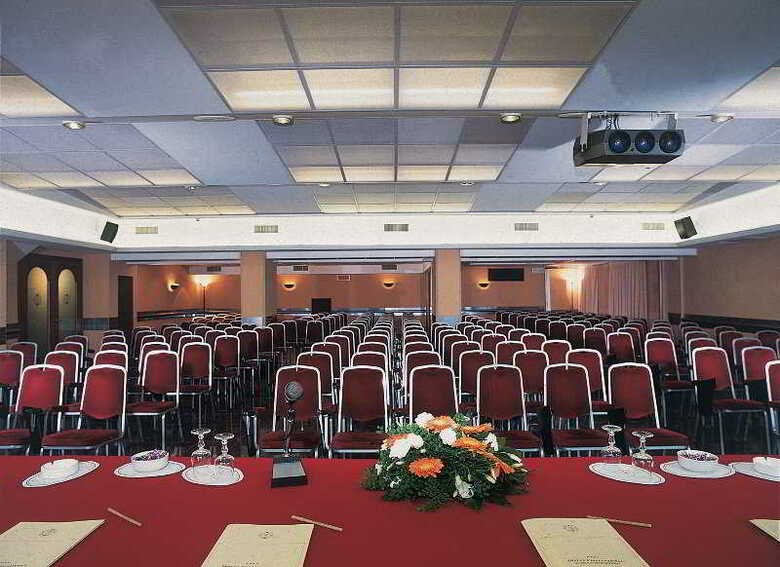 Continental E Dei Congressi Hotel
