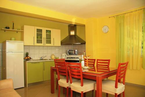 Apartment Alena 1 I 2