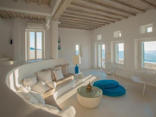Velanos Villa