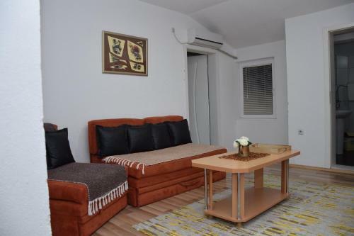 Markos Towers Apartments