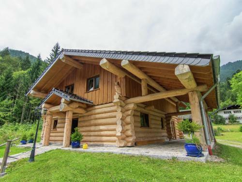 Holiday Home Haus In Den Alpen 1