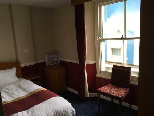 The Queen's Hotel