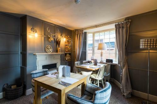 Posada Greyhound Inn Wilton