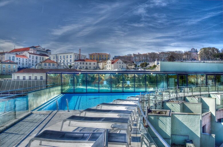 Hotel Vip Executive Suites �den