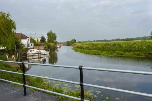 Hotel The Royal Hop Pole