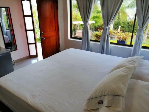 Hotel Santa Maria De Las Aguas Pe�ol