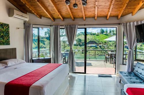 Hotel Santa Maria De Las Aguas Pe�ol