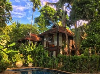 Hotel Ban Sabai Village Resort And Spa