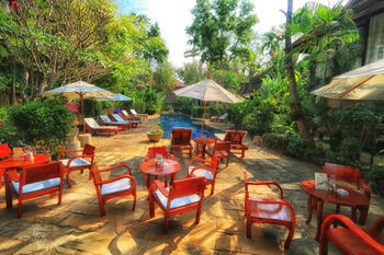Hotel Ban Sabai Village Resort And Spa