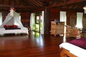 Hotel Ban Sabai Village Resort And Spa