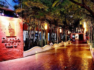 Hotel De Naga