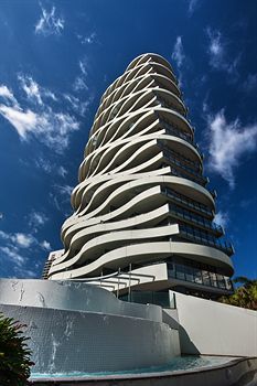 Hotel The Wave Resort