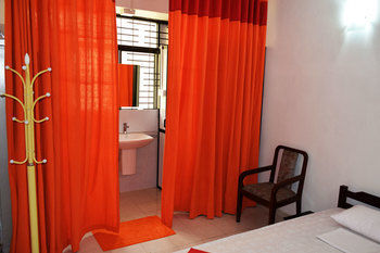 Albergue Thambili Island @ Stubbs