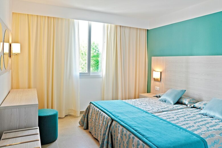 Apartamentos Protur Safari Park