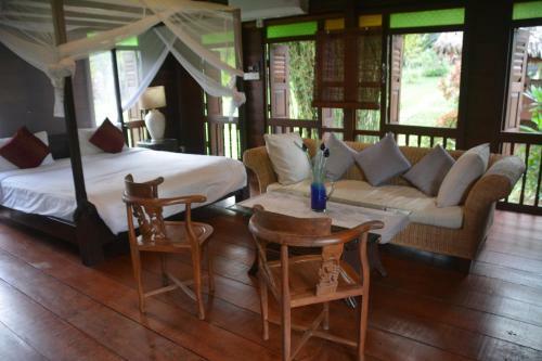 Villa Sunset Valley Holiday Houses