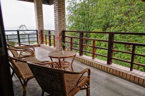 Hotel Harmony Valley Retreat