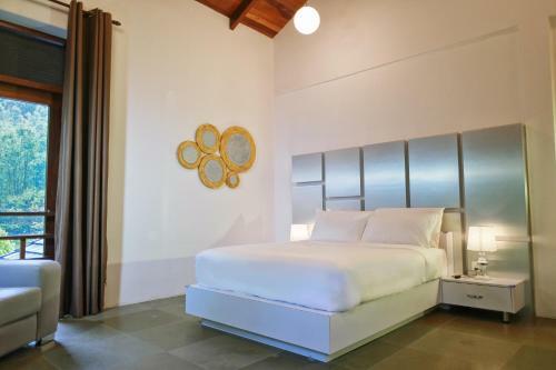Hotel Harmony Valley Retreat