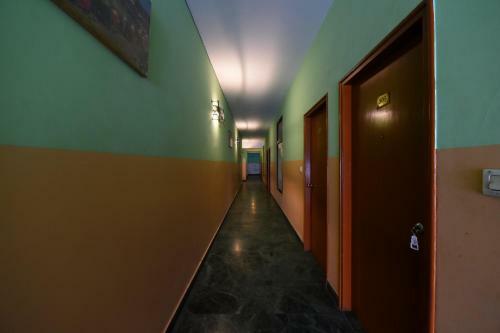 Hotel Oyo Rooms Birla Mandir Raja Park